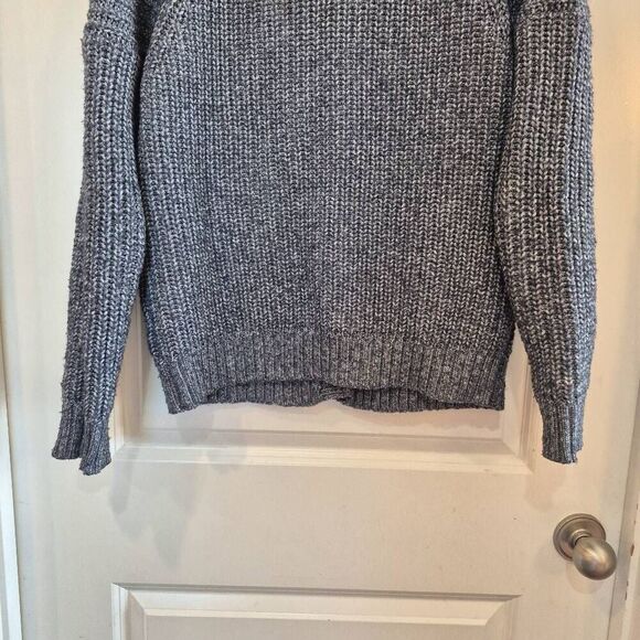 Olivia Sky Women's Heather Blue Poly/Acrylic/Nylon Knit Button Down V-Neck Cardi - Picture 10 of 10